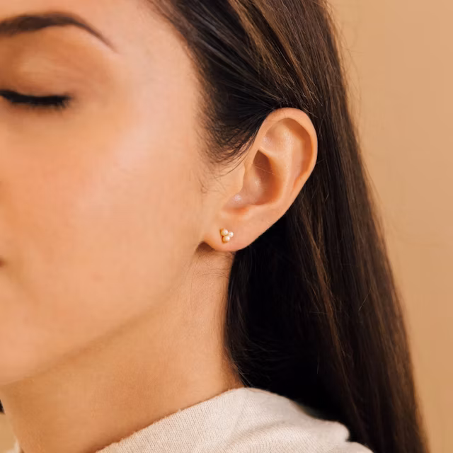 pearl stud earrings