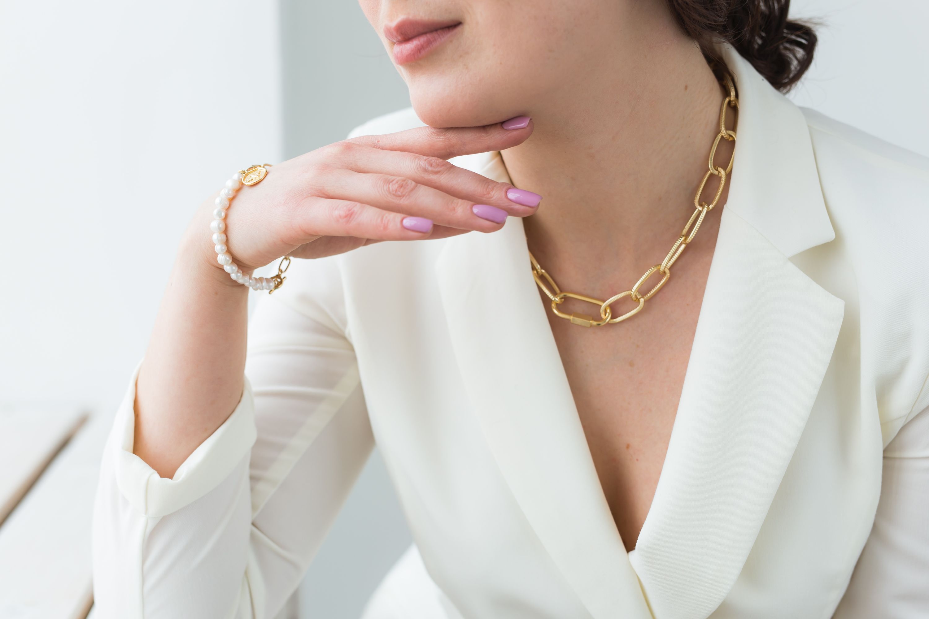 Top 7 Classic Jewelry Every Woman Must Have