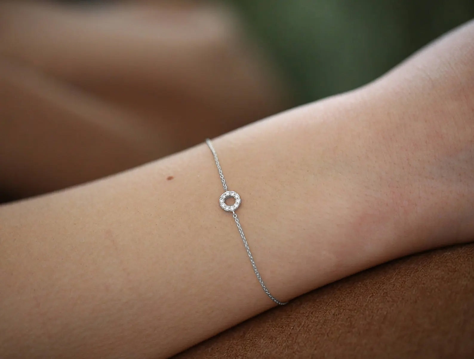 Delicate Circle Bracelet